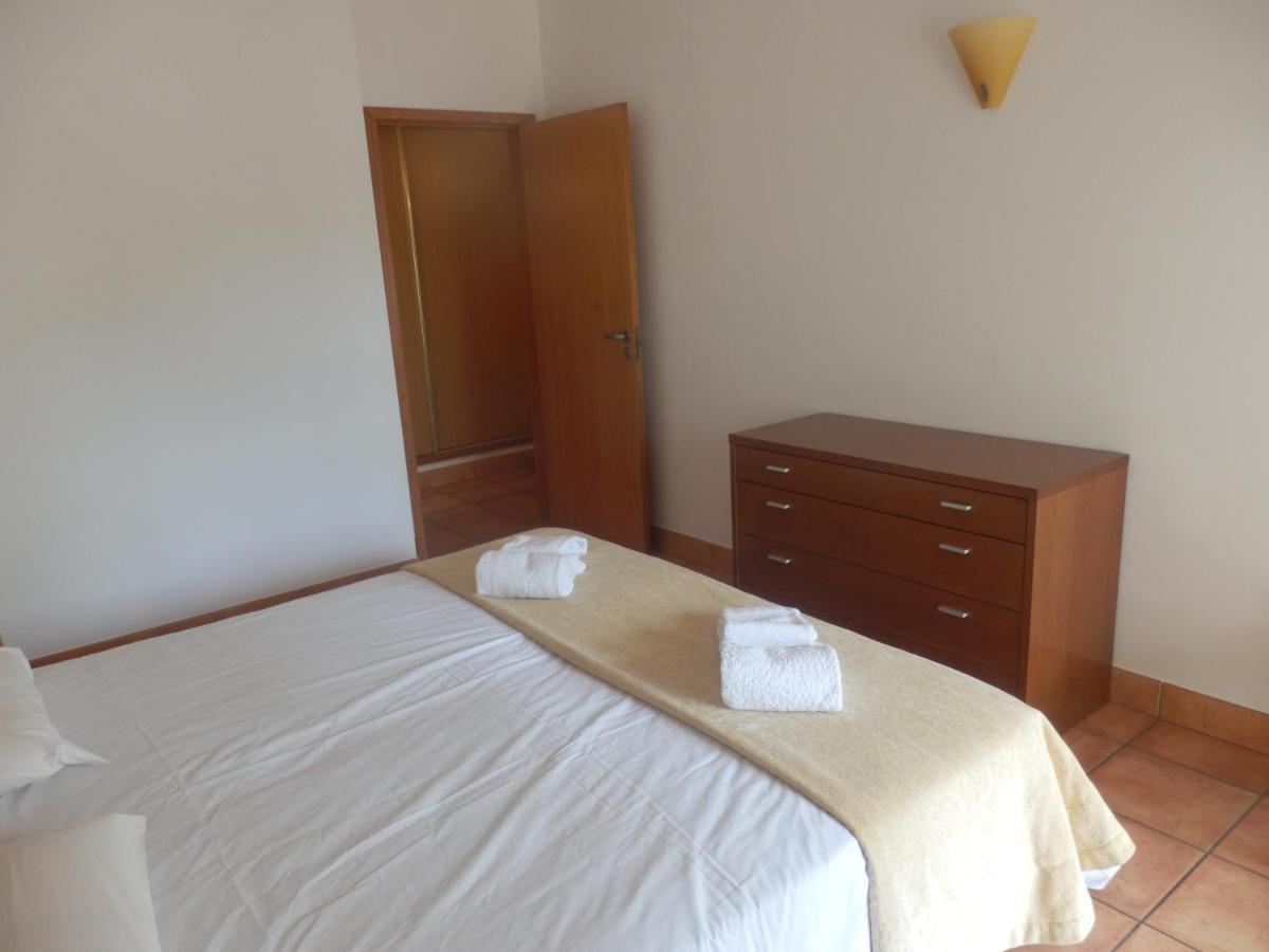Bel Appartement Au Bord De La Mer De Porto De Mos Lagos Buitenkant foto